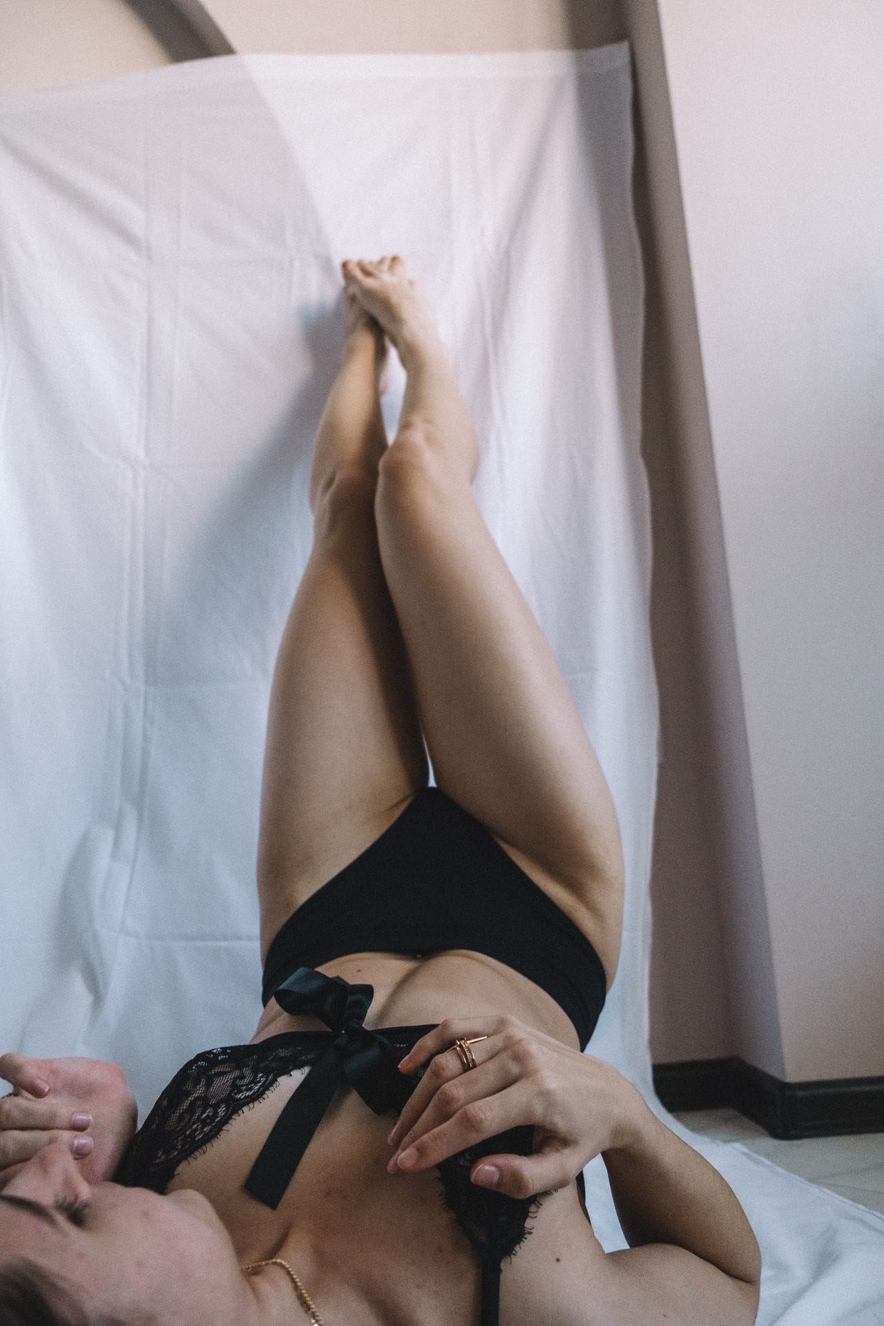 Lingerie Selfie: How to Perfect the Art of Foreplay from Afar