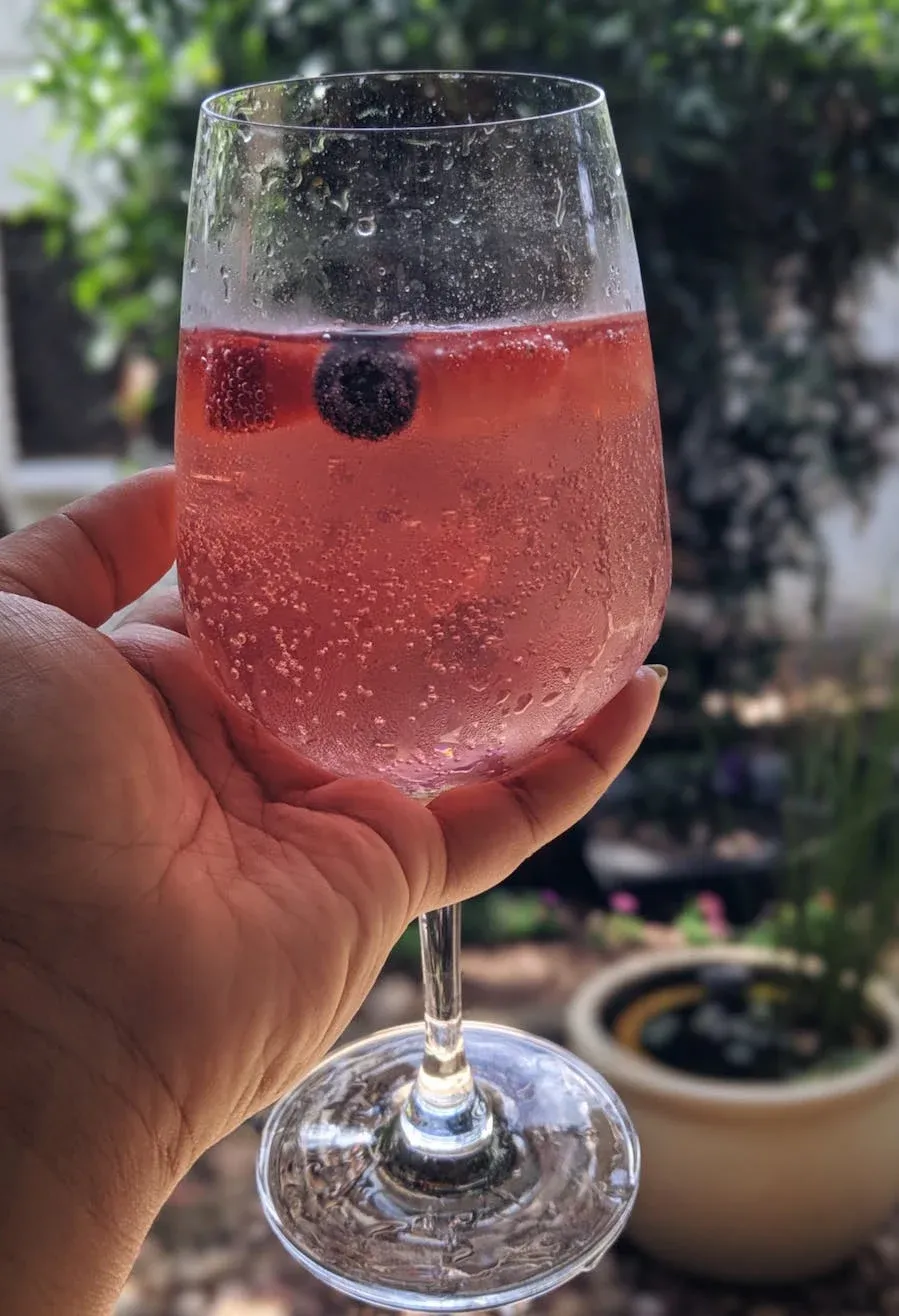 2-minute Berry Mocktail at Home