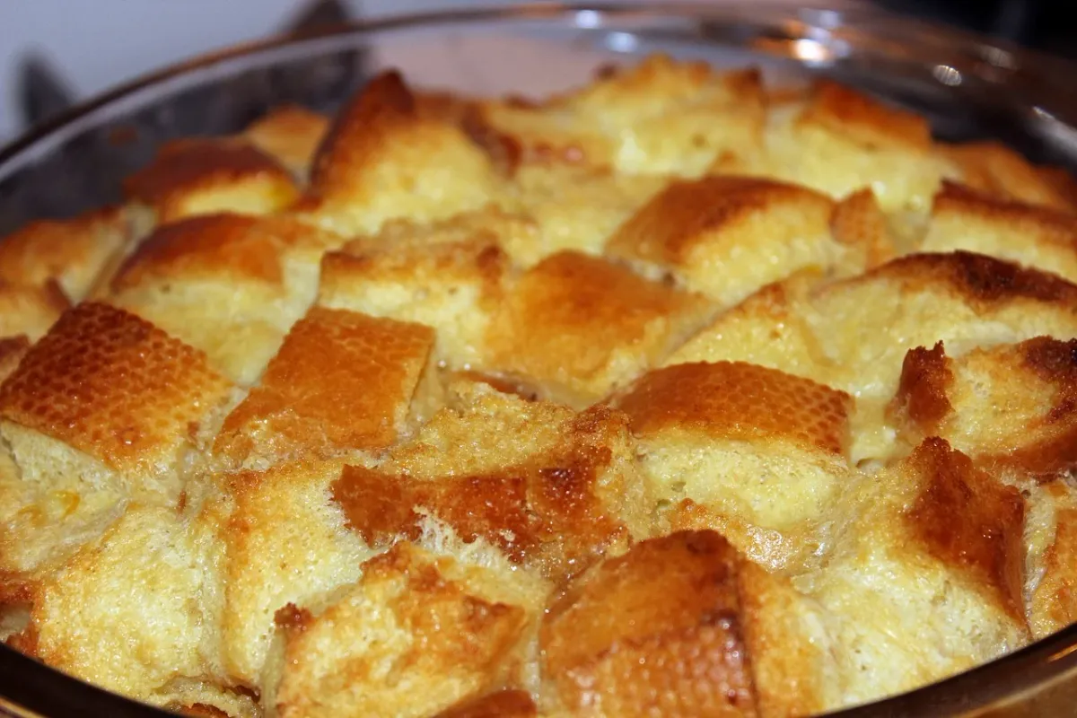 How To Make Easy And Simple Bread Pudding?