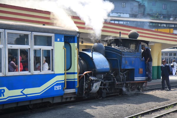 Exploring the Enchanting Darjeeling Himalayan Railway: A Journey Through Time