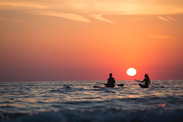 Striking the Balance: Signs You're Spending Too Much Time Together and Finding the Right Amount for a Healthy Relationship