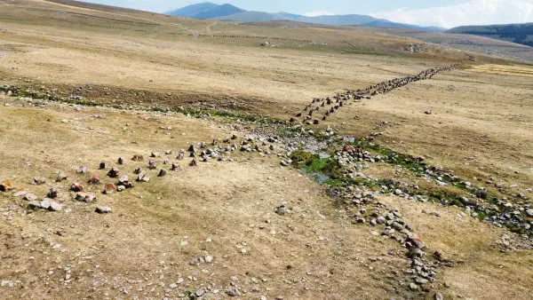 Hartashen Megalithic Avenue