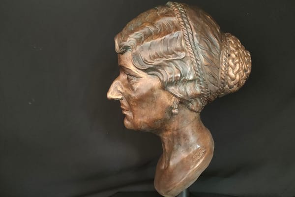 Grafton High Mummified Head