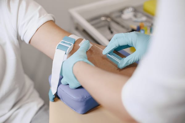 A Blood Test for Biological Age Could Help Predict Dementia Risk Years Before Symptoms