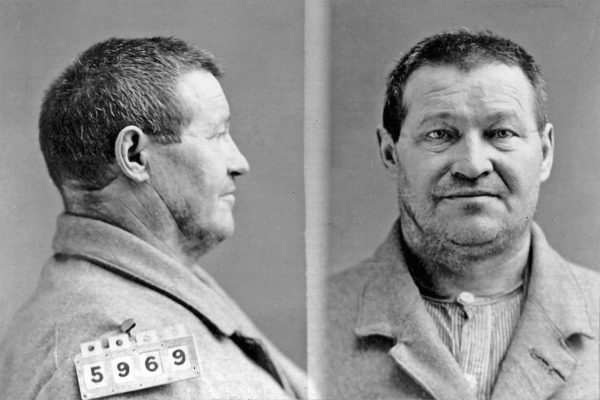 The Sausage King of Chicago: Murder, Madness, and the Haunting of Louisa Luetgert