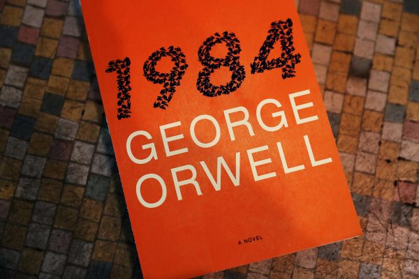 “1984” by George Orwell — A Vision Too True: Complete Review, Banned History, Themes, and the Story Behind the Writer