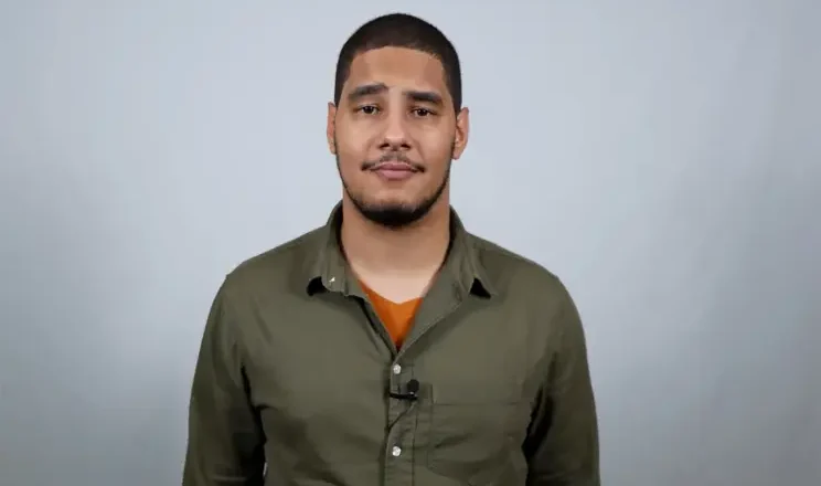 The Dating App With Only One Man: How Aaron Smith Turned Modern Romance Into a Satire